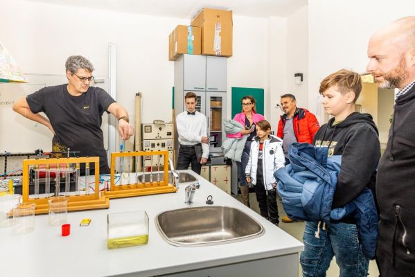 Klikněte pro zobrazení původního (velkého) obrázku